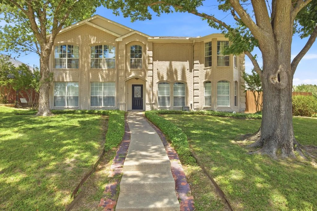 825 Forest Edge Lane, Wylie