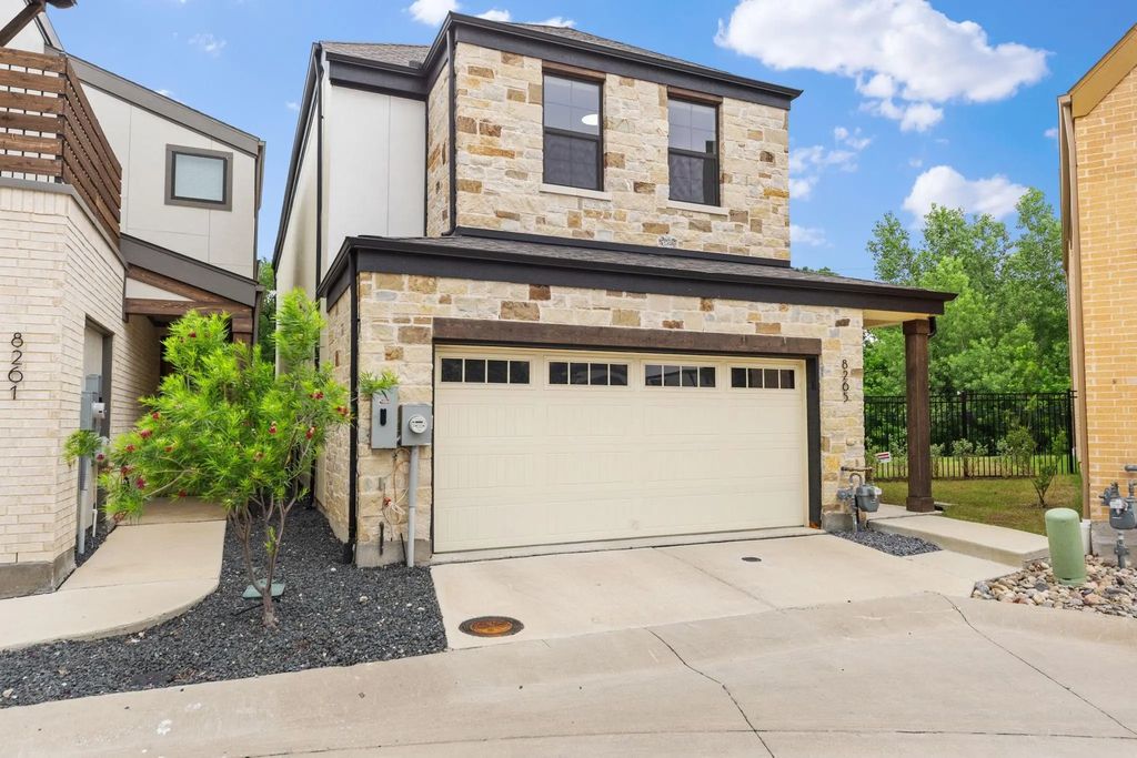 8265 Emsworth Drive, Dallas