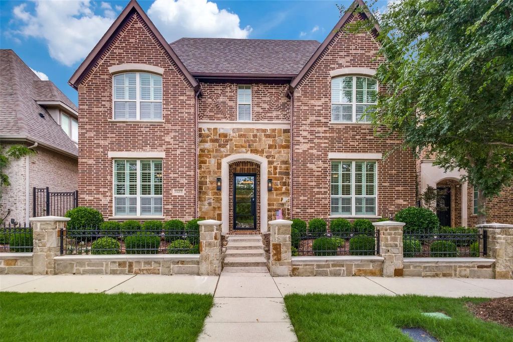 1613 Riviera Lane, Southlake
