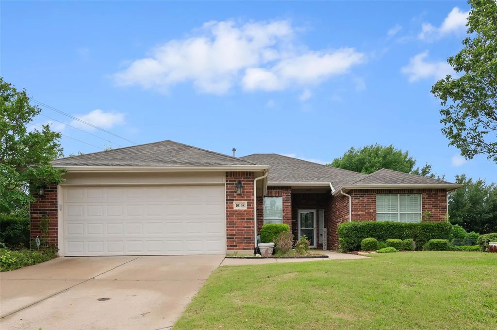 10108 Serene Court, Denton