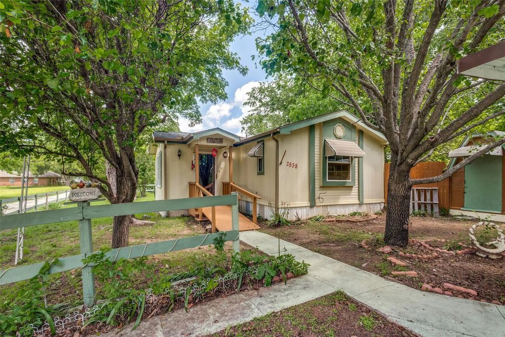 2538 Whiterock Road, Denton
