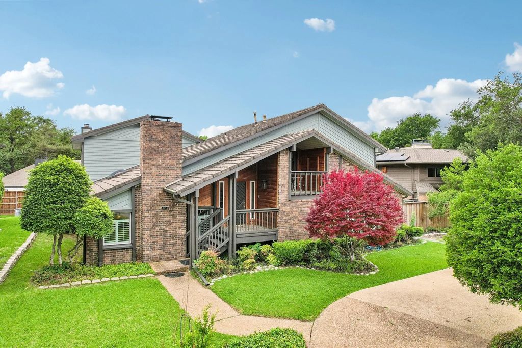 7134 Crooked Oak Drive, Dallas