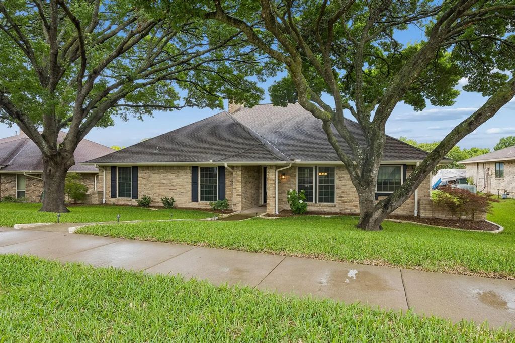 4004 Bosque Drive, Plano