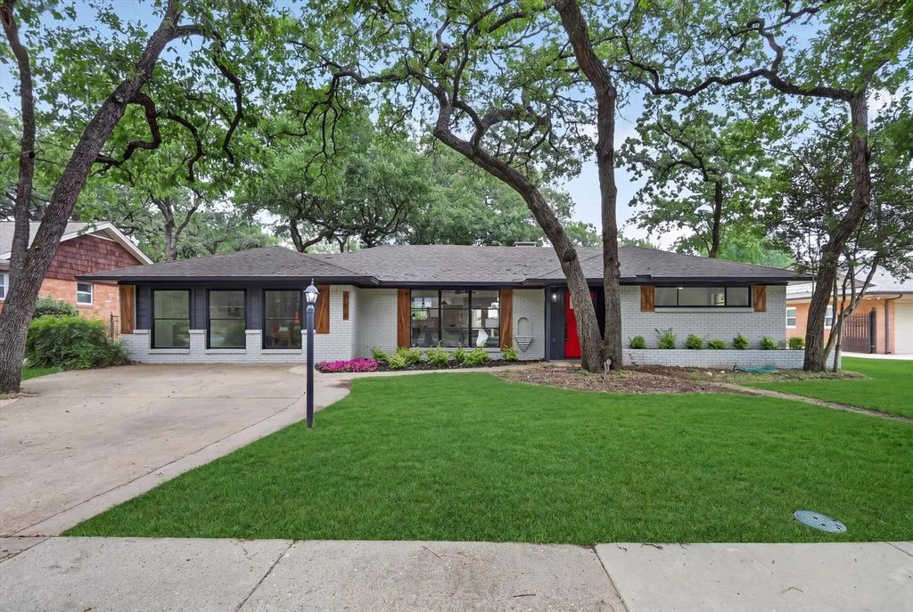 410 Nottingham Drive, Irving