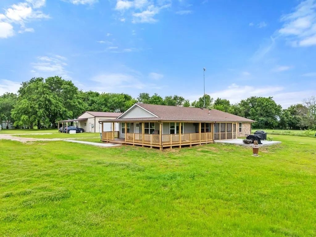 195 County Road 4612, Sulphur Springs