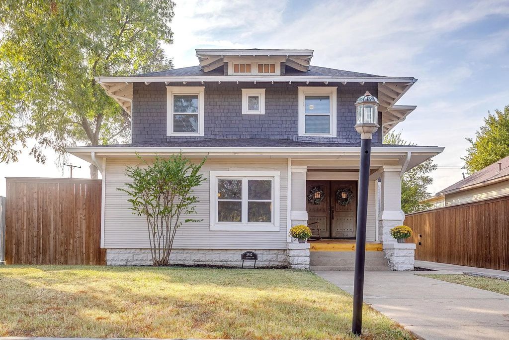 2912 S Jennings Avenue S, Fort Worth