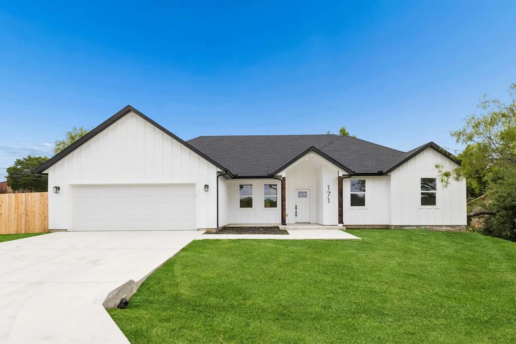 171 Tryall Court, Runaway Bay