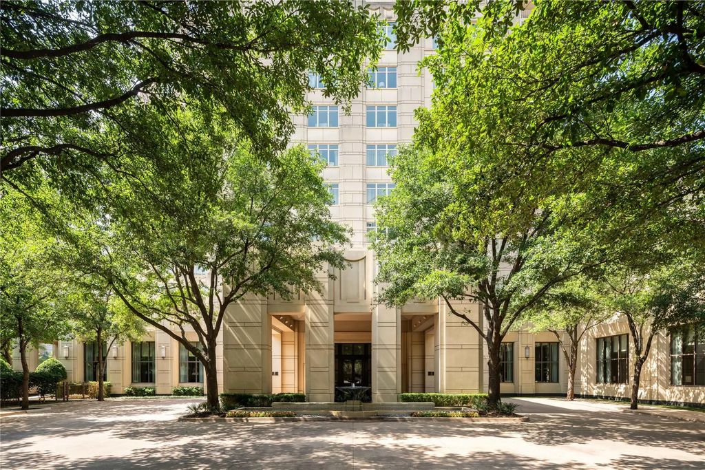 2525 N Pearl Street 1901, Dallas