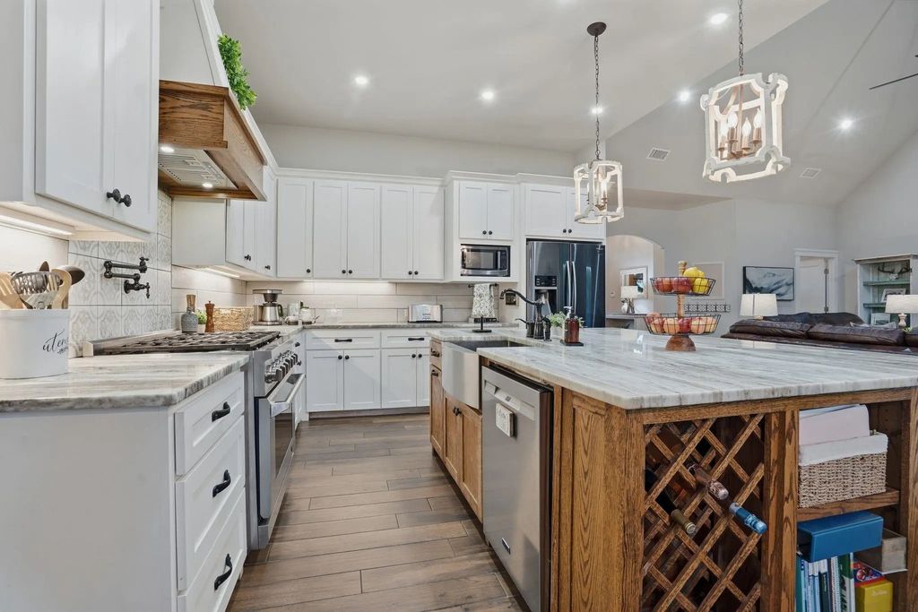 10210 Finch Road, Sanger