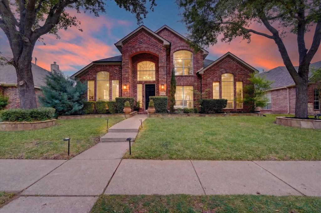 435 Arrowhead Drive, Allen