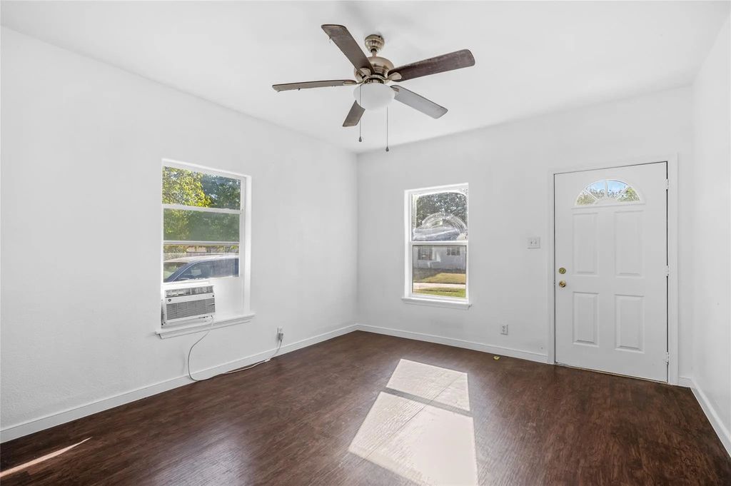 1417 E Chaffin Street, Sherman