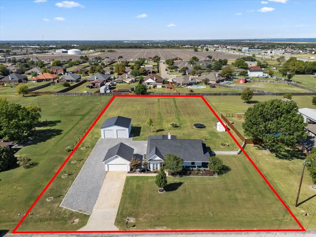509 Mustang Court, Lavon