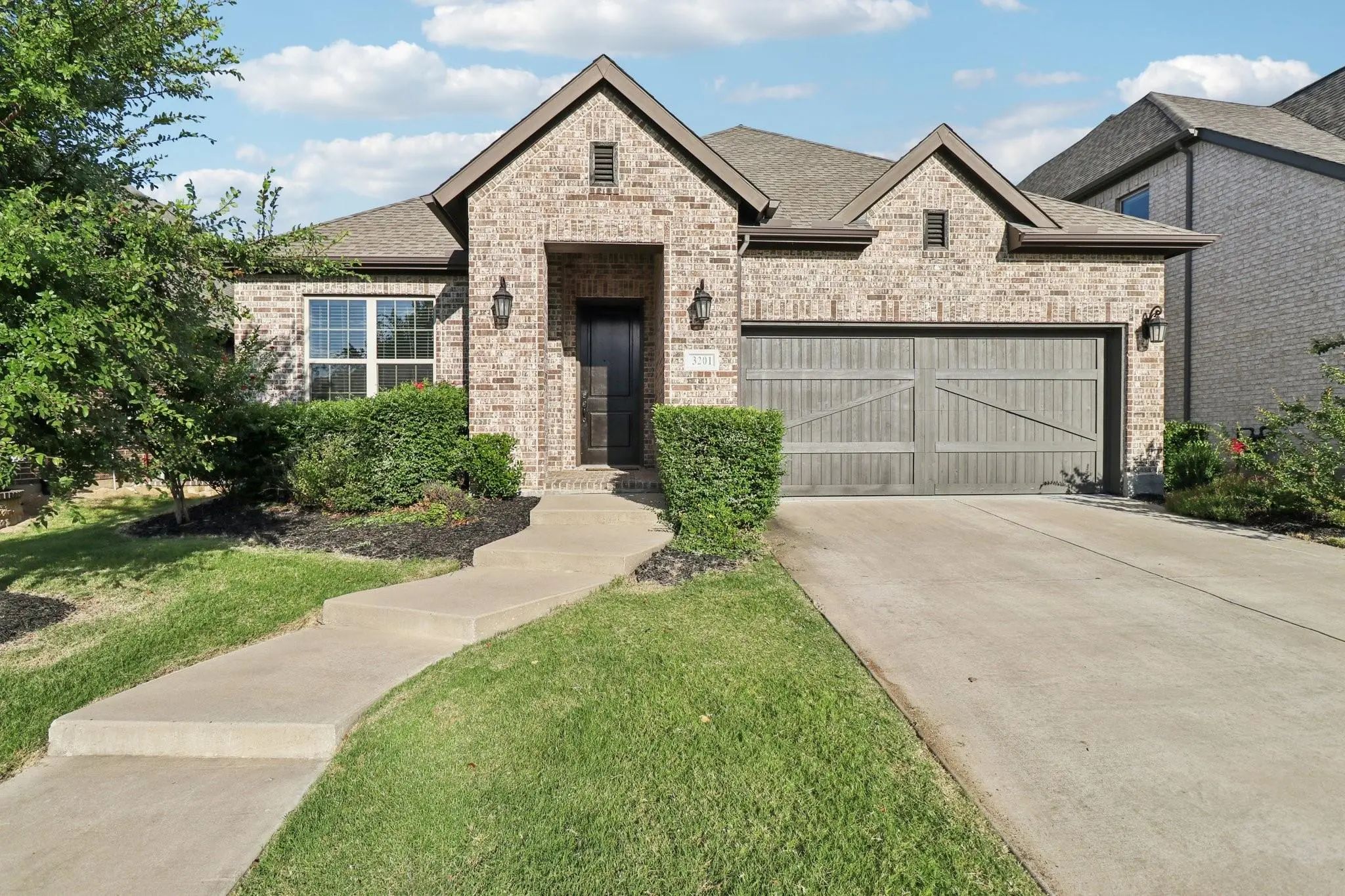Photo of Listing #21256078