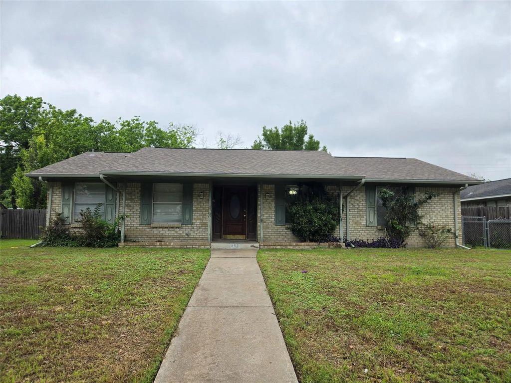 509 Arbor Lane, Lancaster