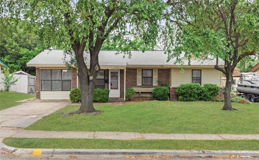 2717 Wesleyan Drive, Irving
