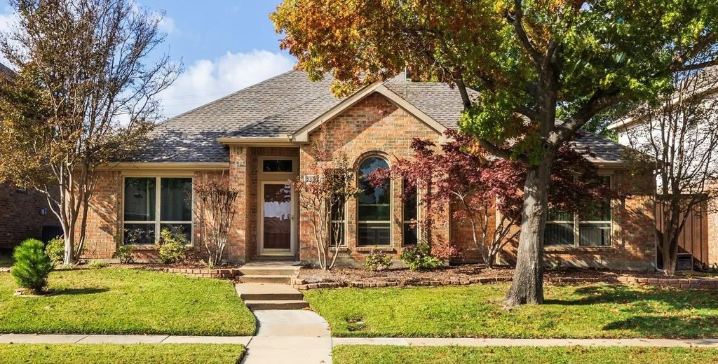 2075 Sunset Lane, Lewisville