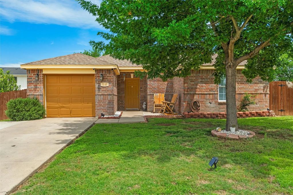 3145 Ronay Drive, Forest Hill