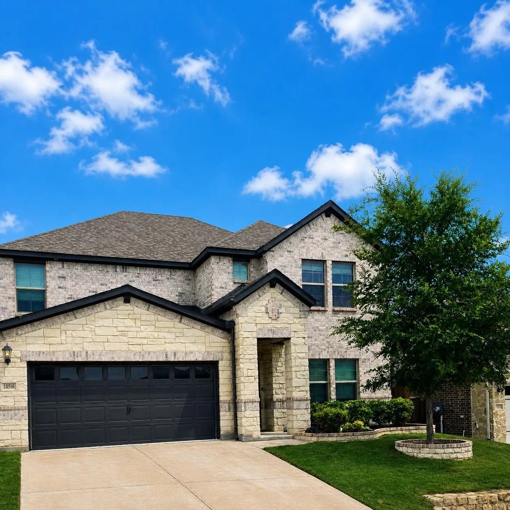 10516 Brookshire Road, Fort Worth