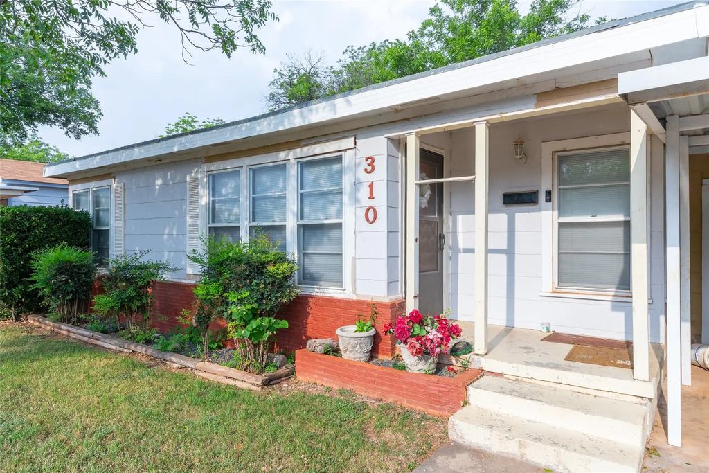 310 Hawthorne Street, Abilene