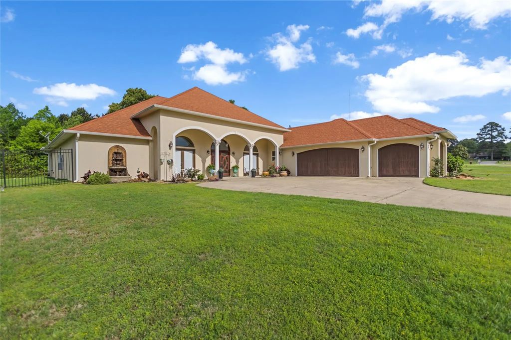 235 County Road 1130, Kilgore