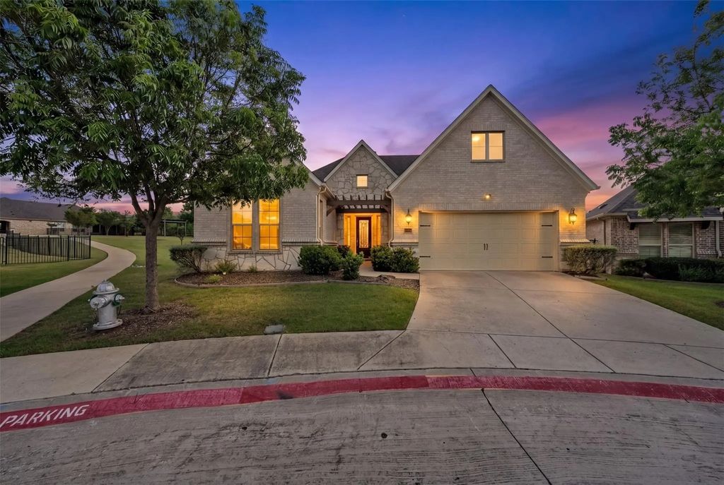 2801 Vista Azul Place 2801, Mansfield
