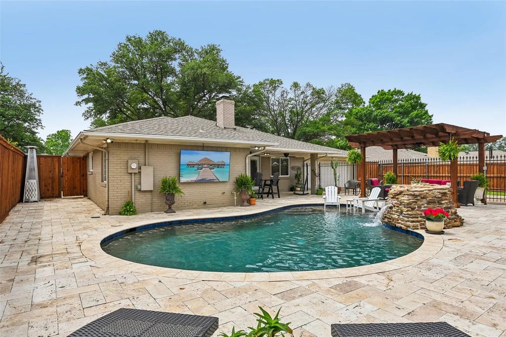 2609 Grandview Drive, Plano