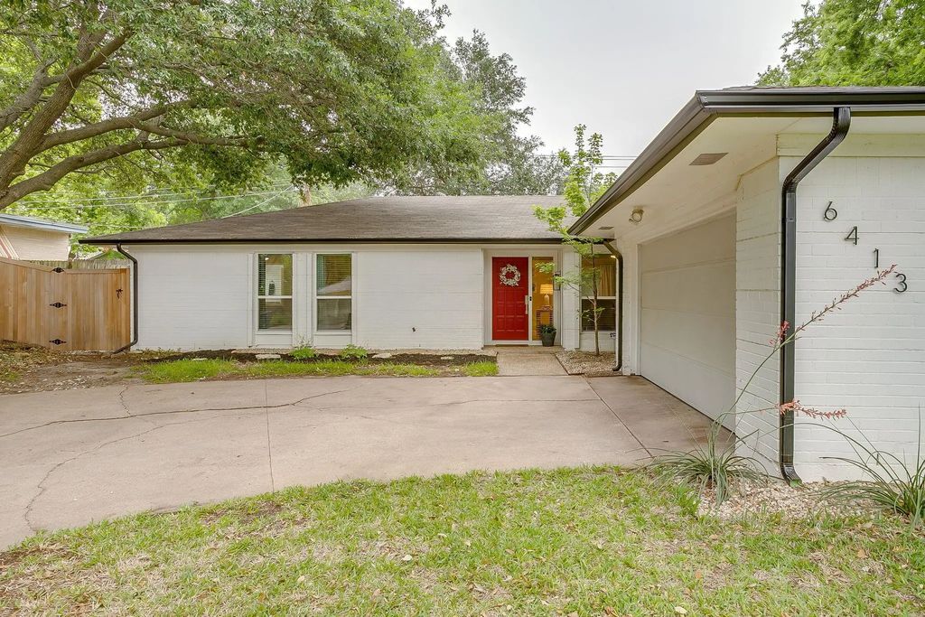 6413 Whitman Avenue, Fort Worth