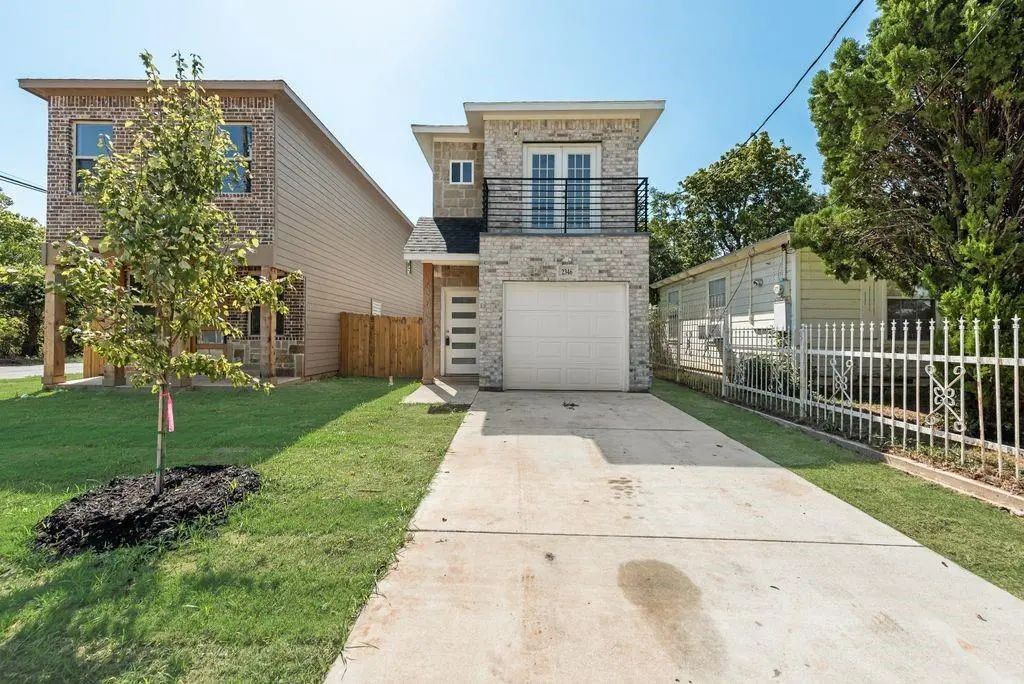 2346 Scott Street, Dallas