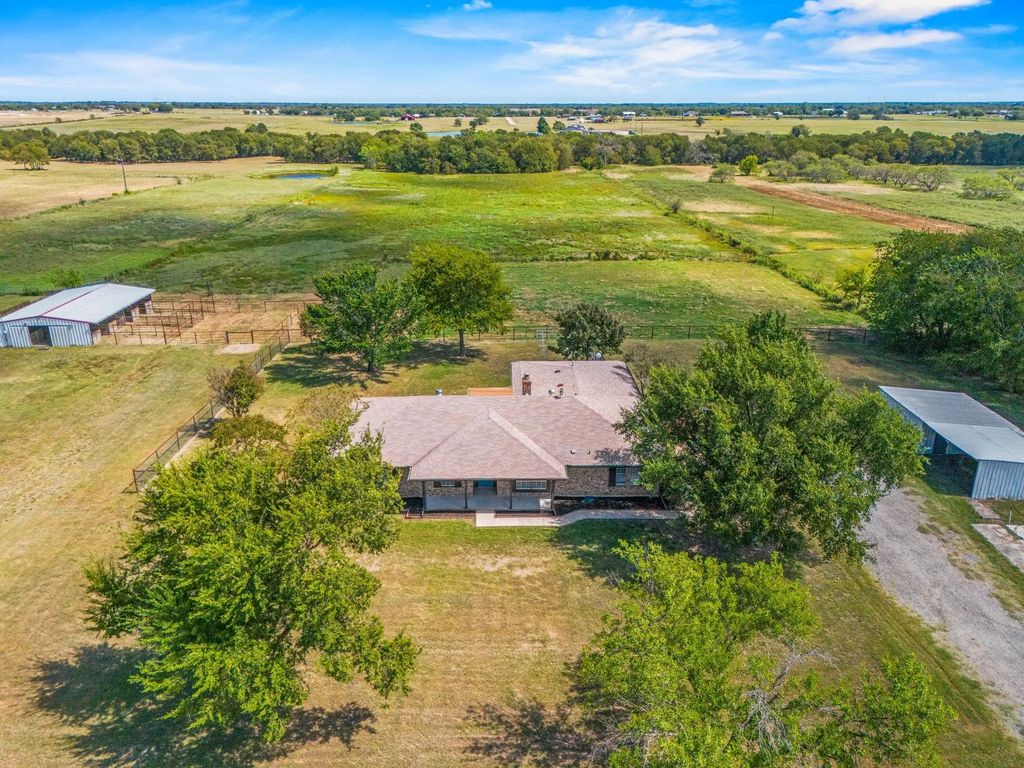 2263 Fm 2453, Royse City