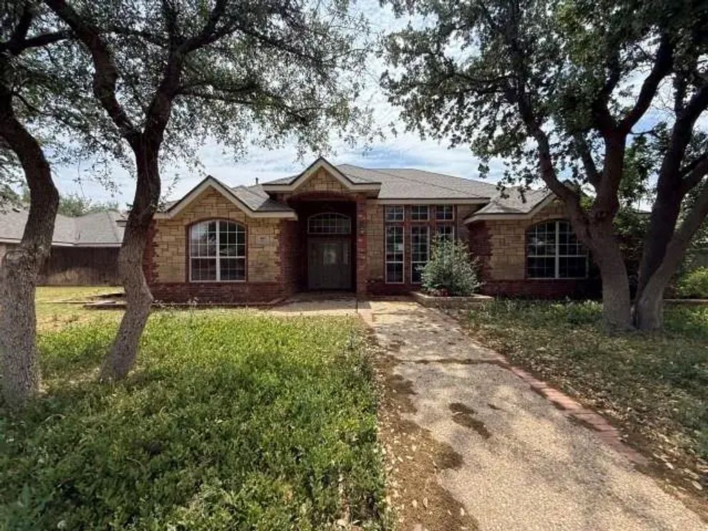 4805 Woodhollow Drive, Midland