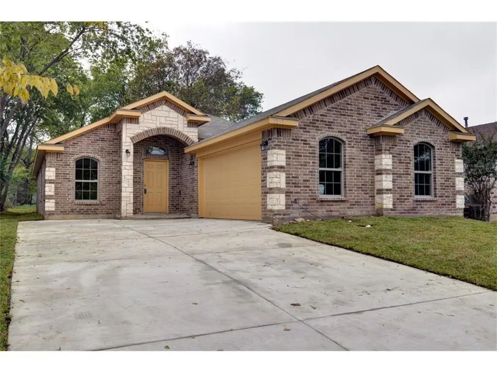 2217 Beaumont Street, Grand Prairie