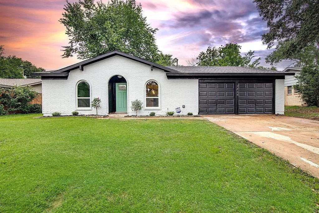 7424 Van Natta Lane, Fort Worth