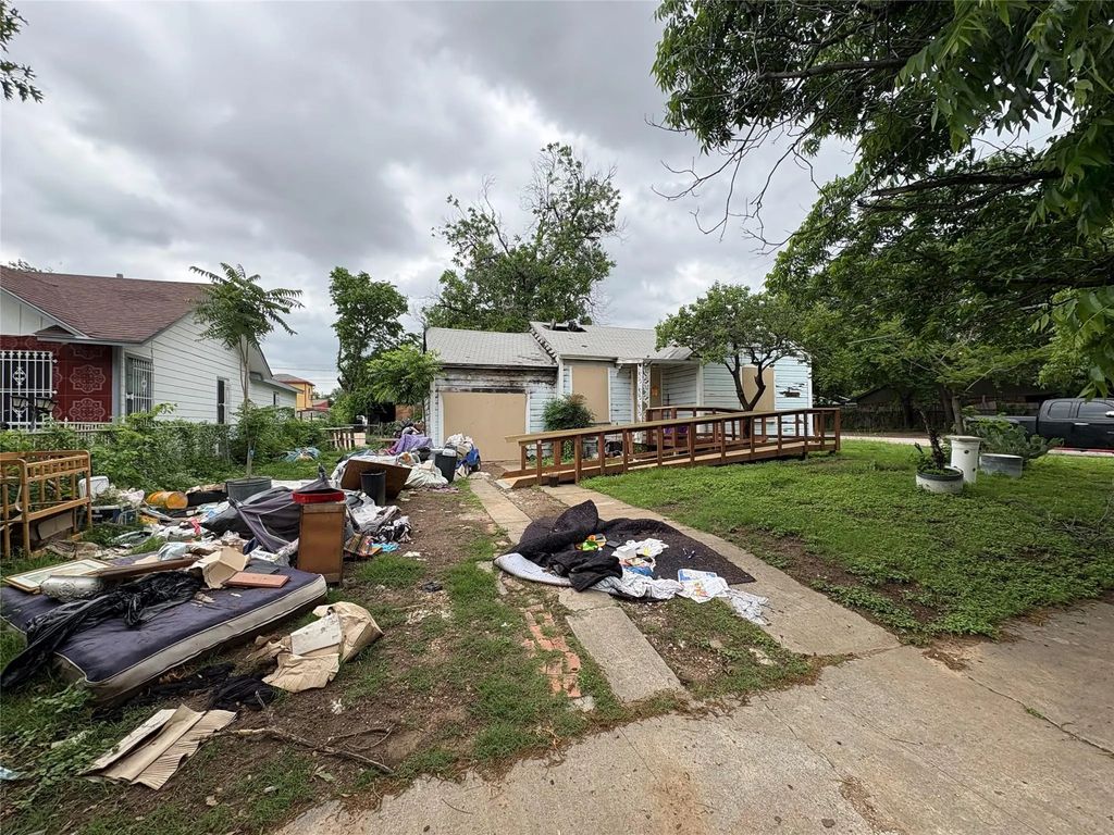 3250 Grover Avenue, Fort Worth