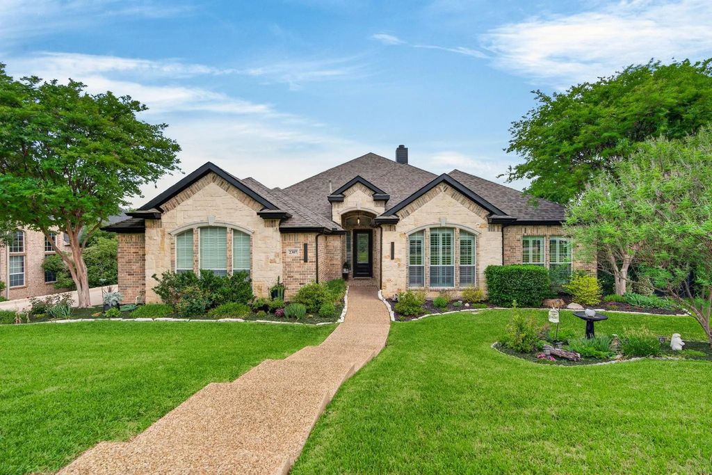 2307 Creekedge Court, Corinth