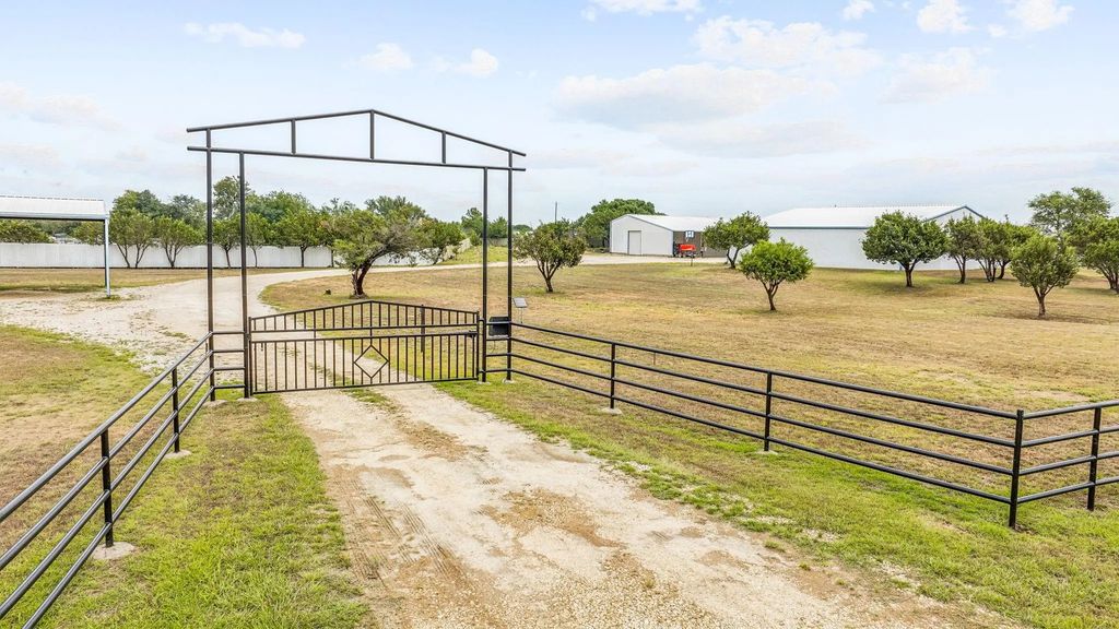 7517a Us Highway 67, Stephenville