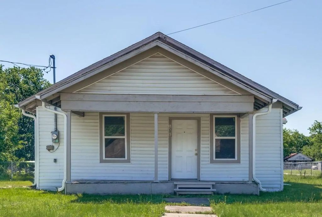 1201 E 3rd Avenue, Corsicana