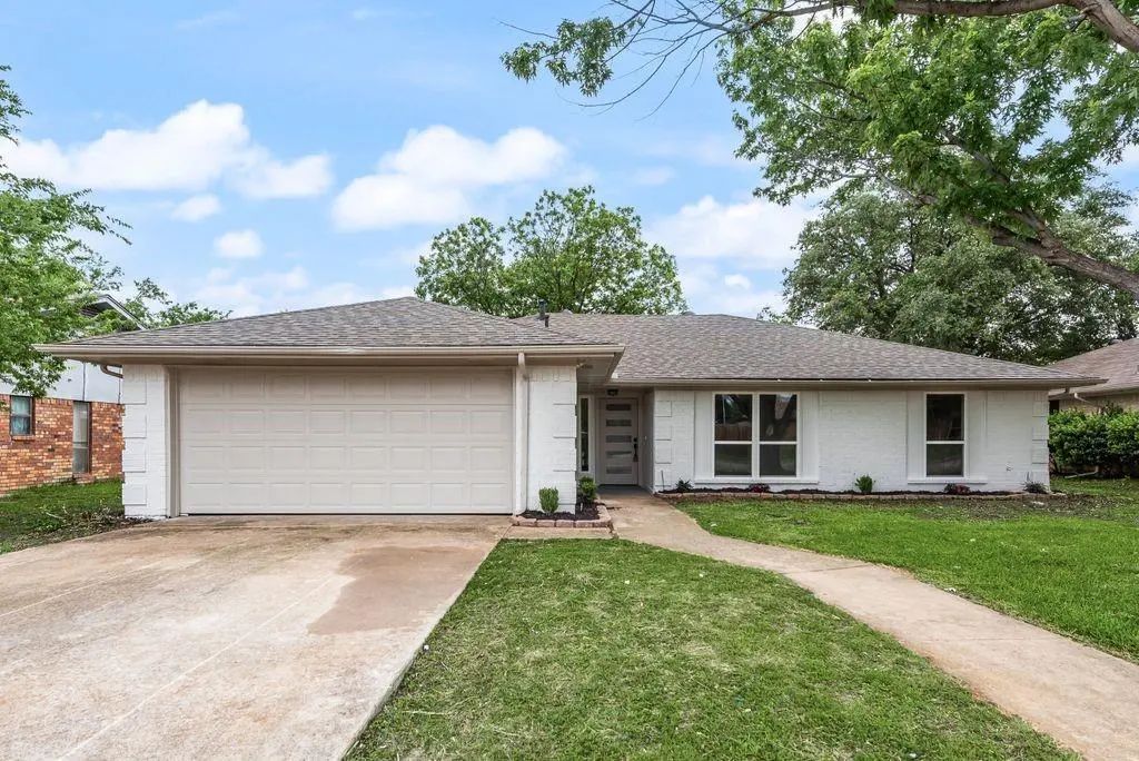 1606 Highpoint Drive, Lewisville