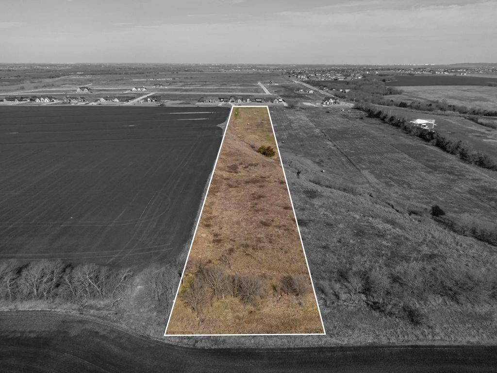 Ozro Road, Maypearl