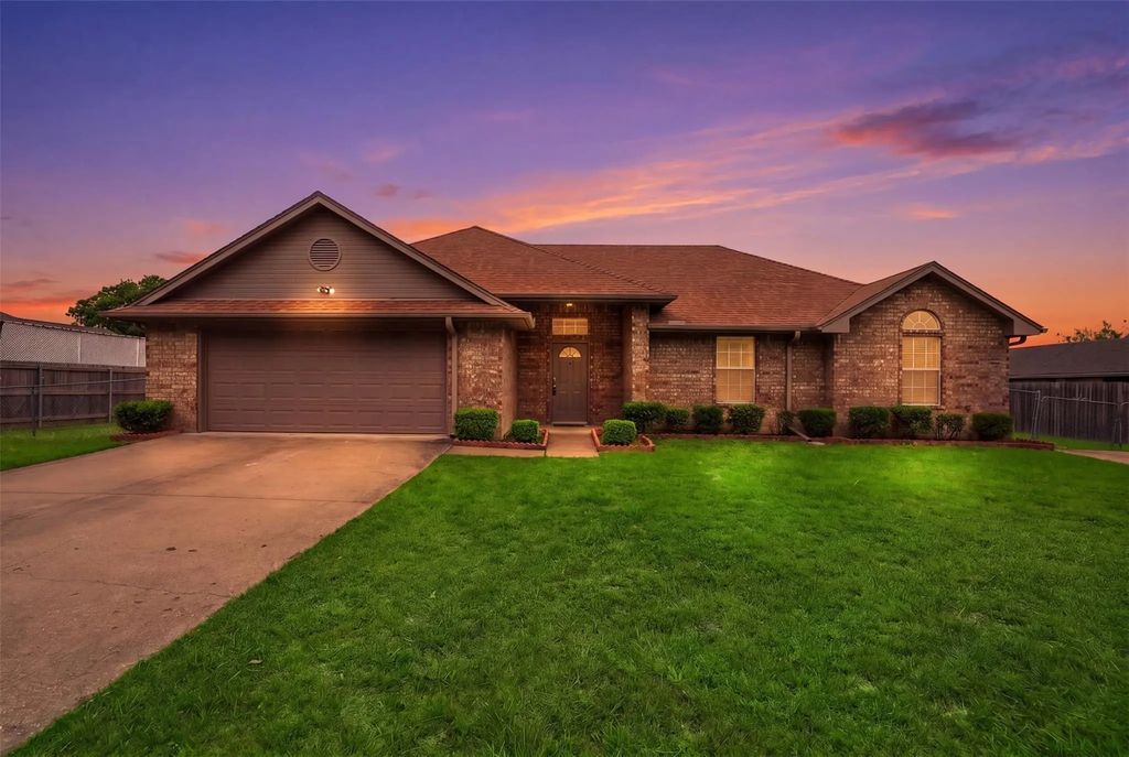 1022 Batchler Road, Red Oak