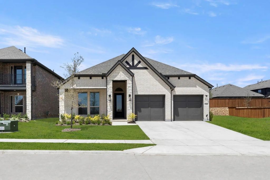 508 Loggia Way, Little Elm