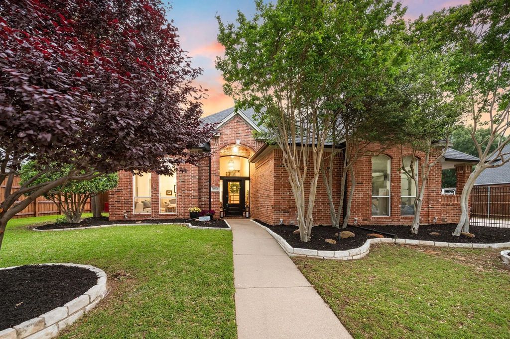 6706 Carriage Lane, Colleyville
