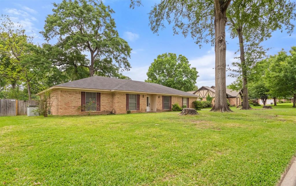 4805 Picadilly Place, Tyler