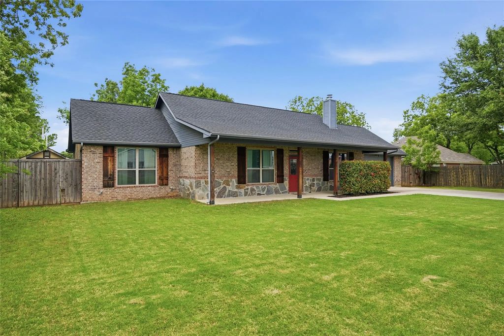 404 N Florence Street, Tioga
