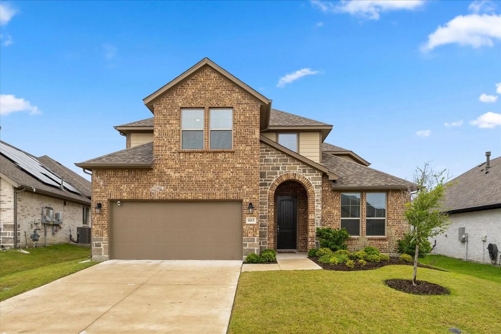 805 Serenity Sound Drive, Lavon