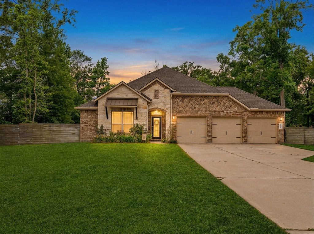 4626 Axis Trail, Conroe