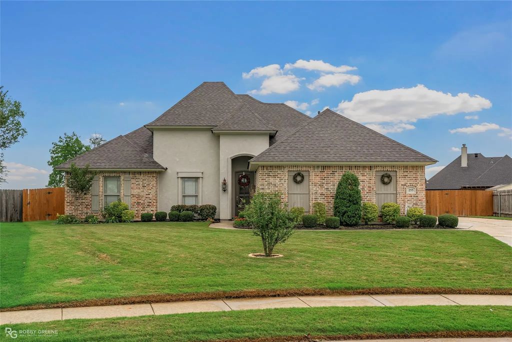 255 Arrowhead Drive, Bossier City