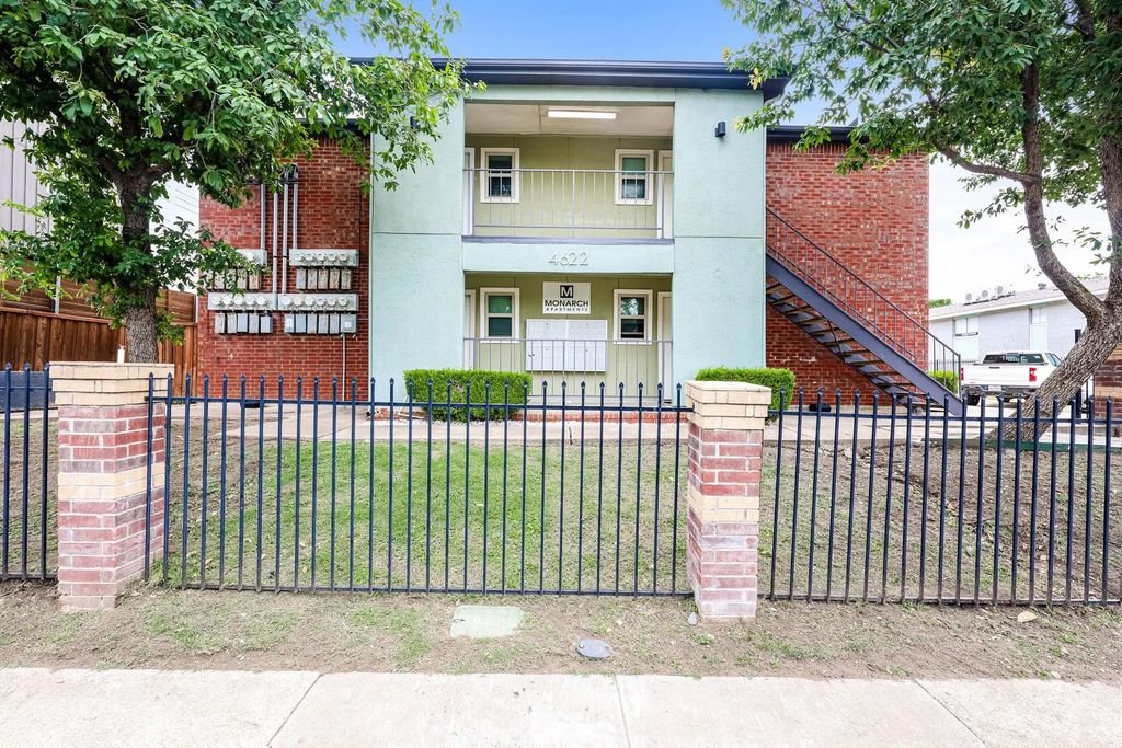 4622 Monarch Street 202, Dallas