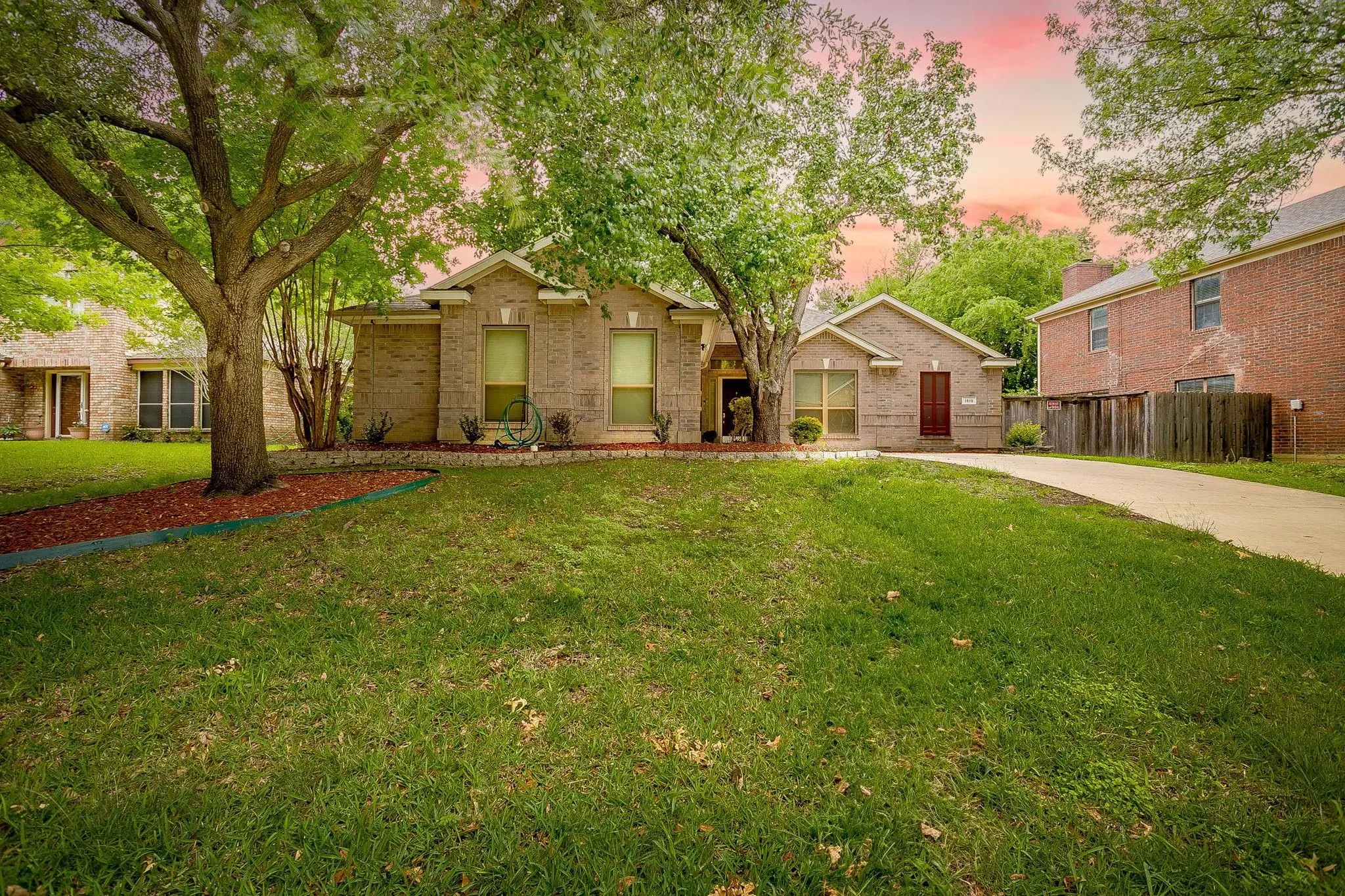 Photo of Listing #21257903