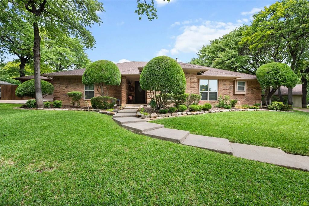 5805 Klinger Road, Arlington
