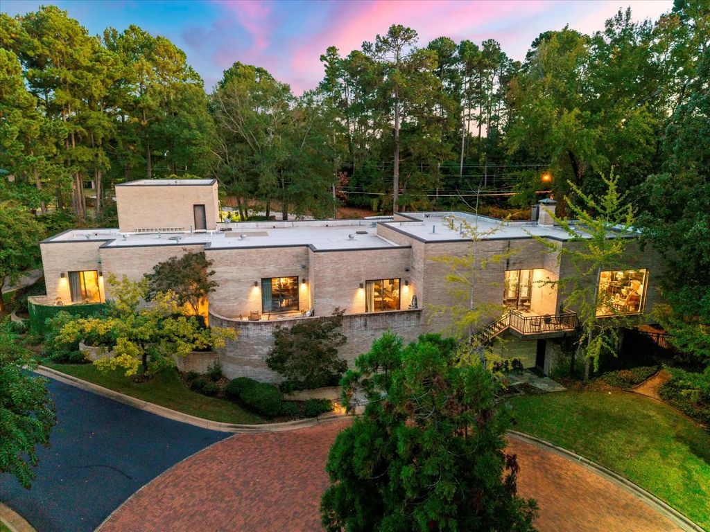 45 Palisades Boulevard, Longview
